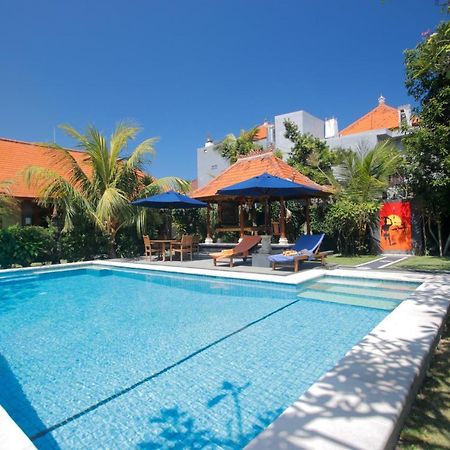 Hotel Graha Madesimon Ketewel Exteriér fotografie