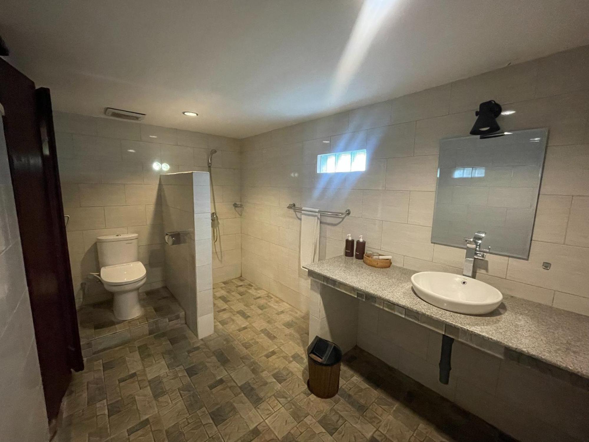 Hotel Graha Madesimon Ketewel Exteriér fotografie